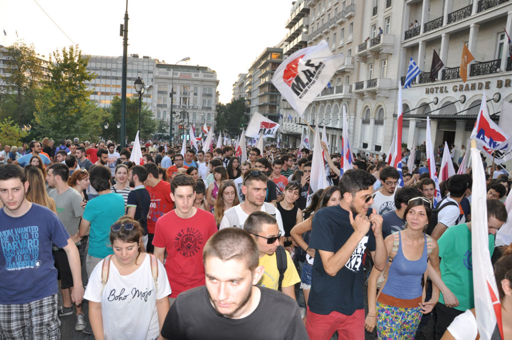 Σύνταγμα 10.07.2015 /Ο λαός στο προσκήνιο