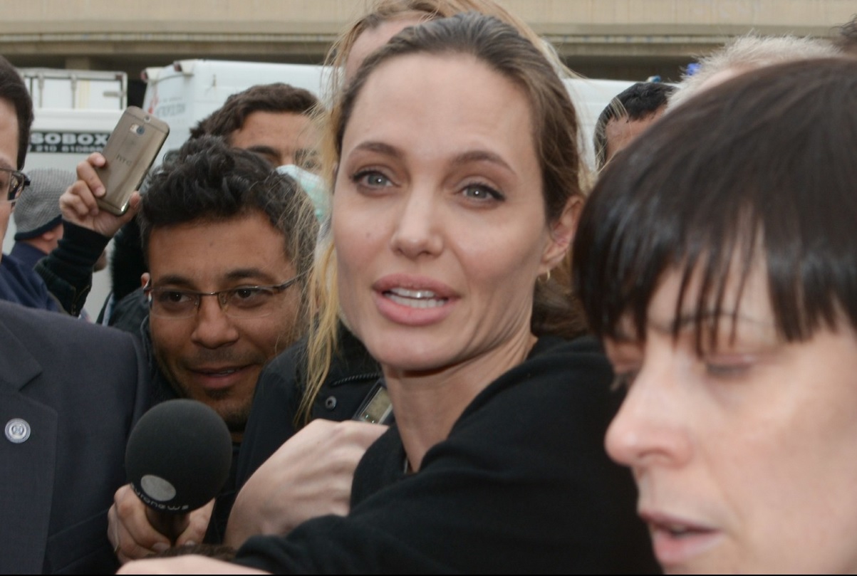 Angelina Jolie visits Piraeus-1