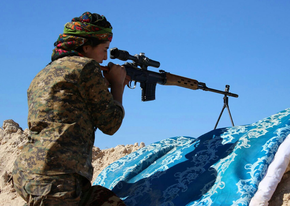 kurdish-fighter-2