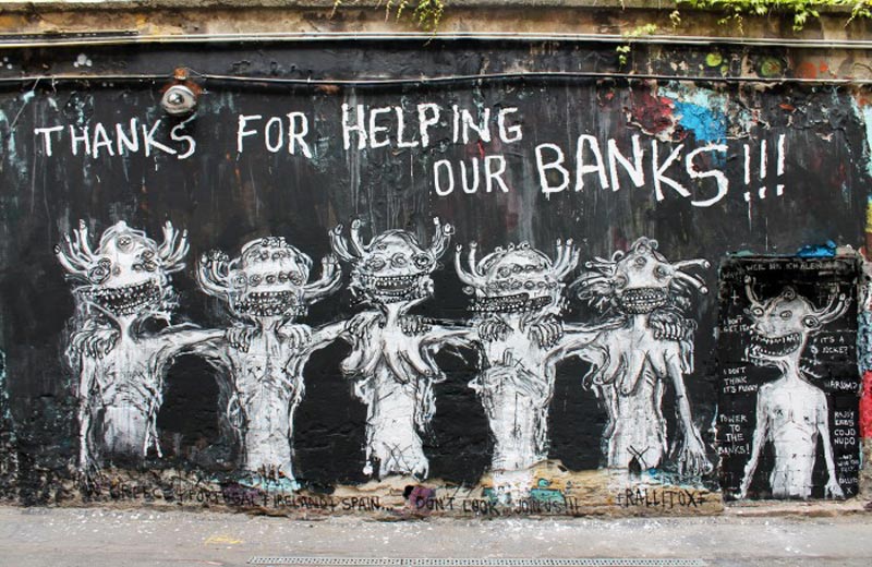 Street_Art_Berlin_Rallitox_Thanks_For_Helping_Our_Banks_11-700x455